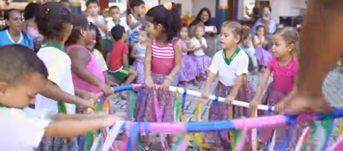 Canal Futura exibe produções sobre educação e infância